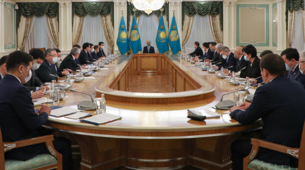 Тоқаев әкімдермен кездесті.png