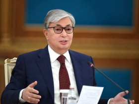 Мемлекет басшысы қазақстандықтарды Рождество мерекесімен құттықтады