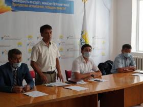 Сайланған әкім қызметіне кірісті