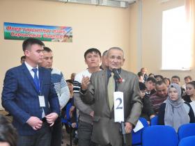 Шымкенттік әкім тұрғындар алдында есеп берді