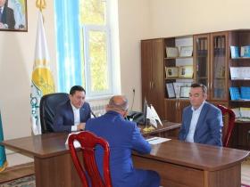 Аудан әкімі мен департамент басшысы қабылдау өткізді