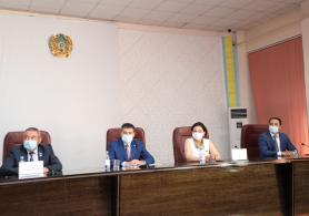 Мәжіліс депутаты сарыағаштықтармен кездесті
