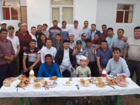 Түлектер сән-салтанаттың орнына қайрымдылық жасауда