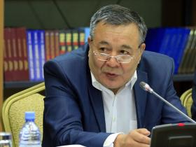 Дос Көшім: Тоқаевтың тыйымы  демократия ережесіне қайшы келеді