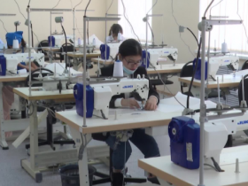 «Жас маманның» демеуін көріп отыр