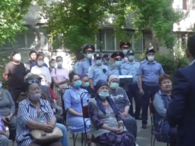 Шымкенттің бас полицейі тұрғындармен кездесті