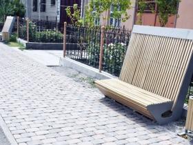 Түркістандық кәсіпкер қаланы отандық өніммен көркейтпек