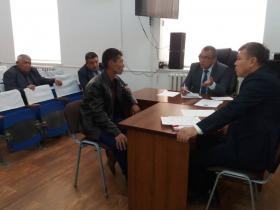 Аудан әкімі тұрғындарды жеке мәселелерімен қабылдады